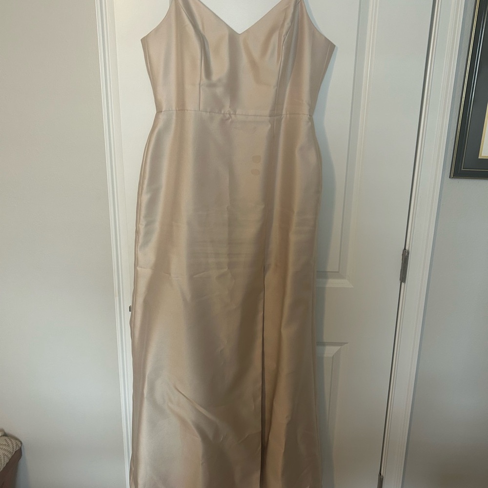 ALFRED SUNG Cream Maxi Dress